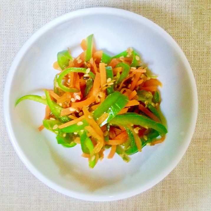 すき焼きのたれを使った!人参とピーマンのきんぴら